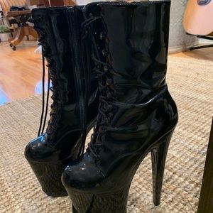 Size 8 Black Patent Leather Pleaser Platform Heels